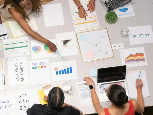 The Plannerist - Quelle est la différence entre un CMO et un COO.webp